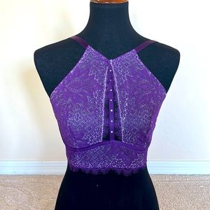 NWOT Victoria’s Secret Very Sexy Unlined Plunge bra